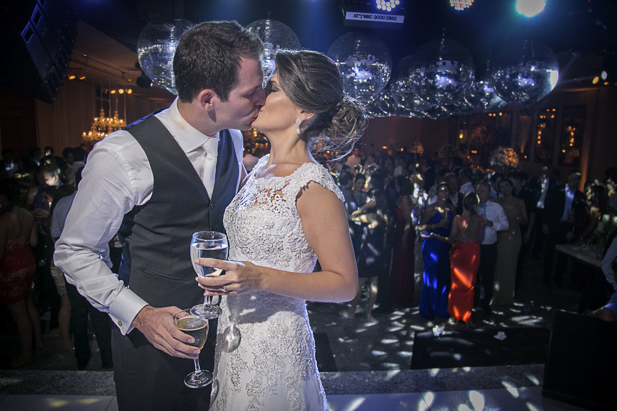 casamento santissimo tiradentes por juliano lemes;fotografo de casamento de varginha, vestido de noiva de bh, making of, fotos de noivas, santissimo resort