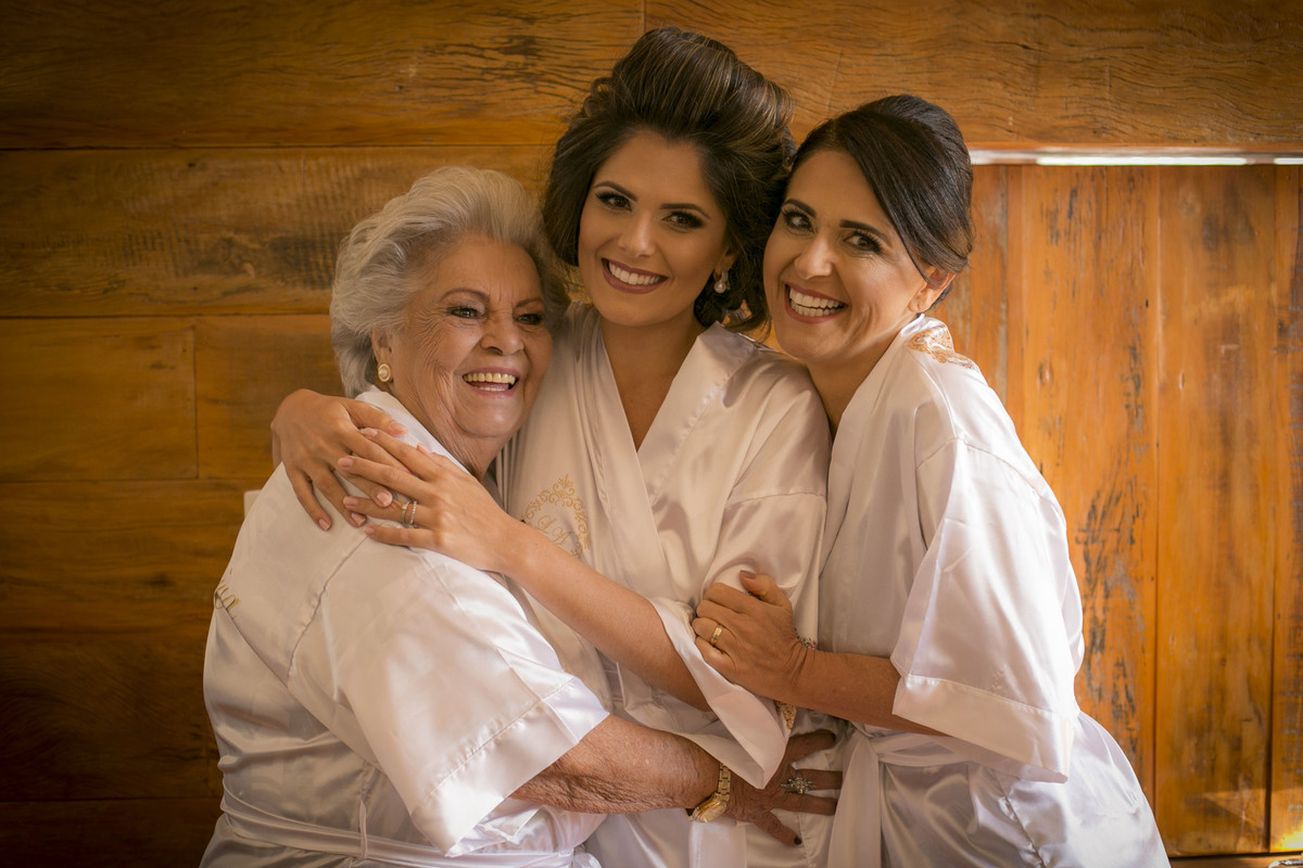casamento santissimo tiradentes por juliano lemes;fotografo de casamento de varginha, vestido de noiva de bh, making of, fotos de noivas, santissimo resort