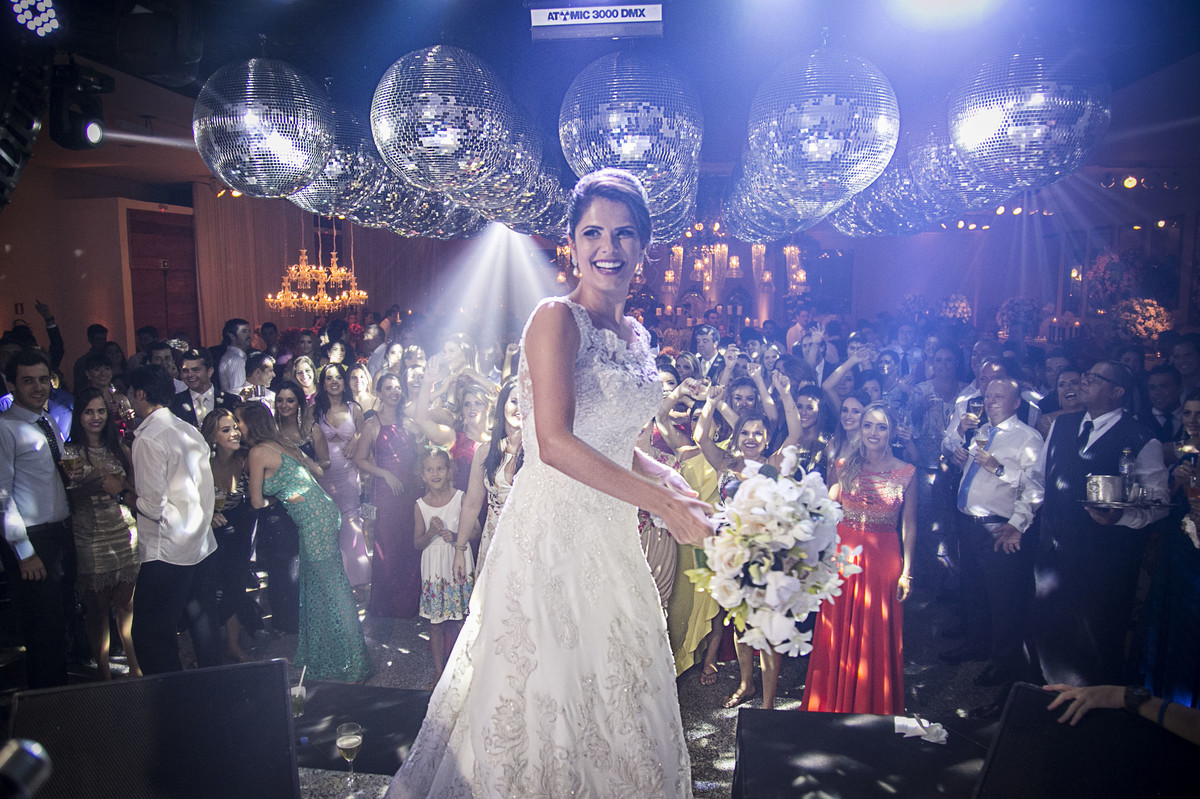 casamento santissimo tiradentes por juliano lemes;fotografo de casamento de varginha, vestido de noiva de bh, making of, fotos de noivas, santissimo resort
