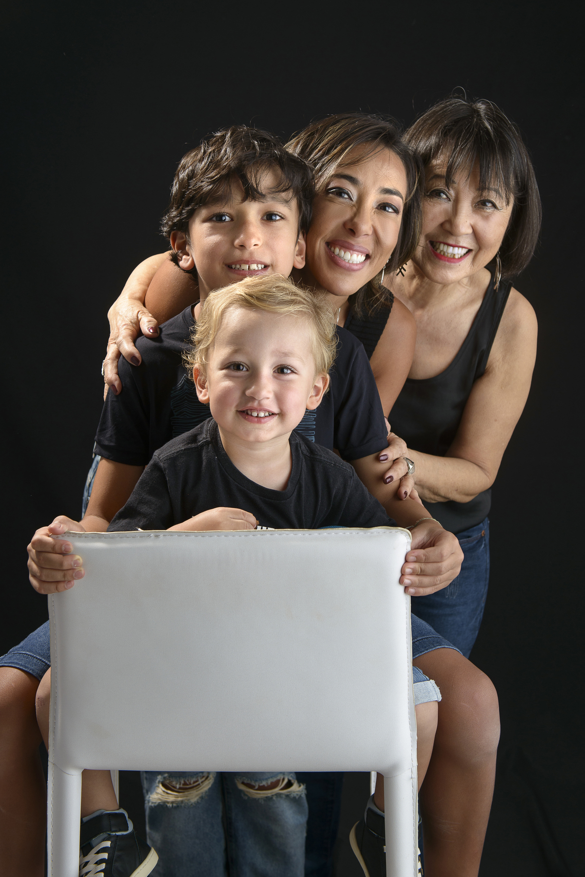 Ensaio com Avós
As 3 Gerações
Fotógrafa Gabriella Arruda
Estúdio Gabi Fotografia
São Paulo - SP
www.gabi.fot.br