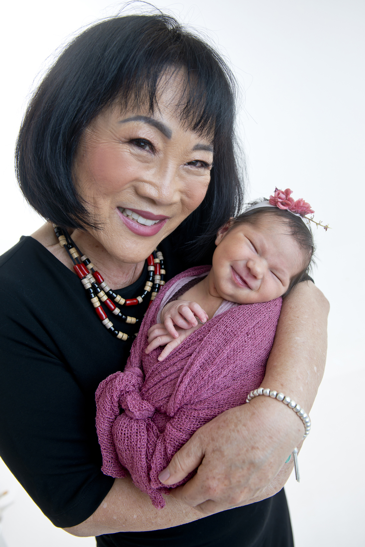 Ensaio com Avós
As 3 Gerações
Fotógrafa Gabriella Arruda
Estúdio Gabi Fotografia
São Paulo - SP
www.gabi.fot.br