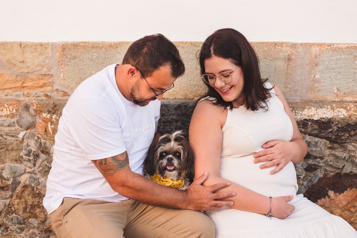 sessão de fotos casal com pet e gestante