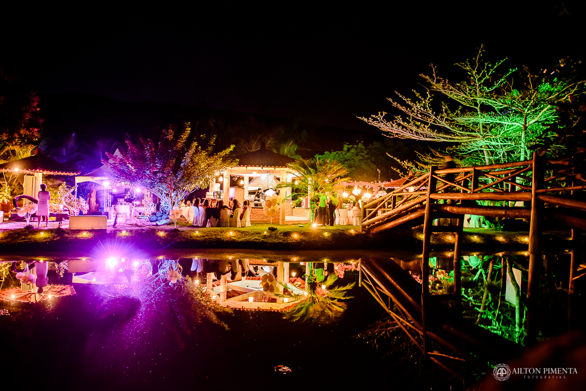 festa noturna com luzes