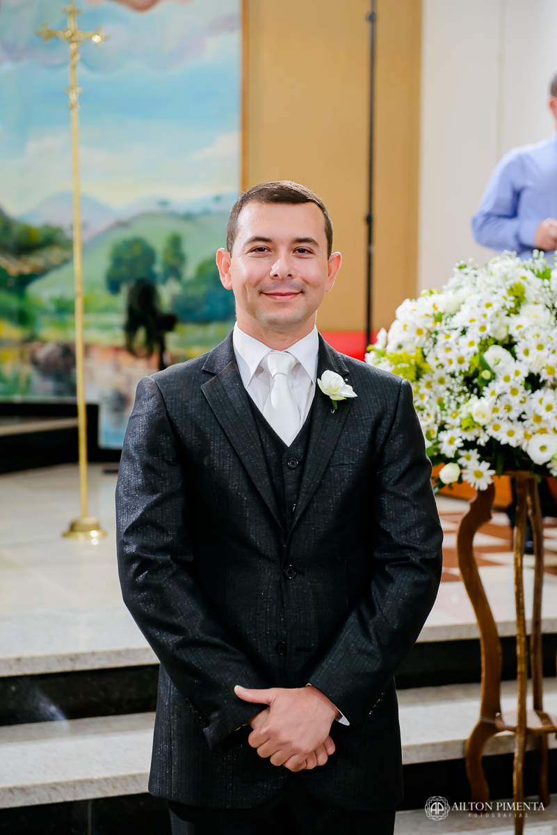 noivo no altar