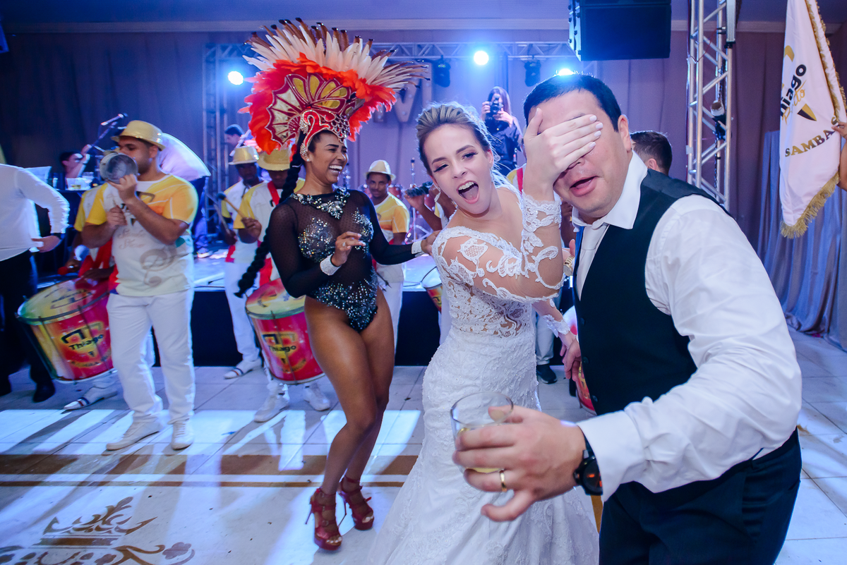 escola de samba no casamento 