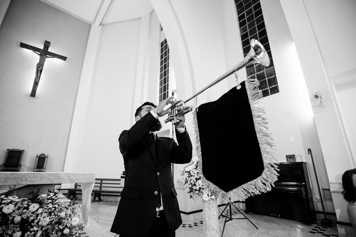 trompete na cerimonia 