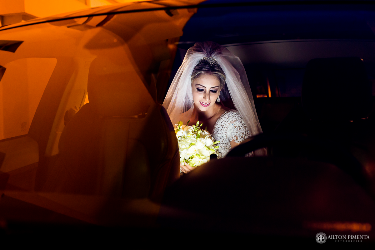 noiva no carro