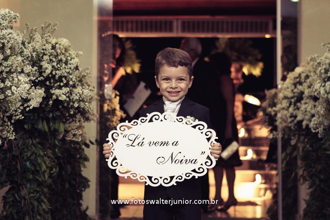 pajen com a plaquinha