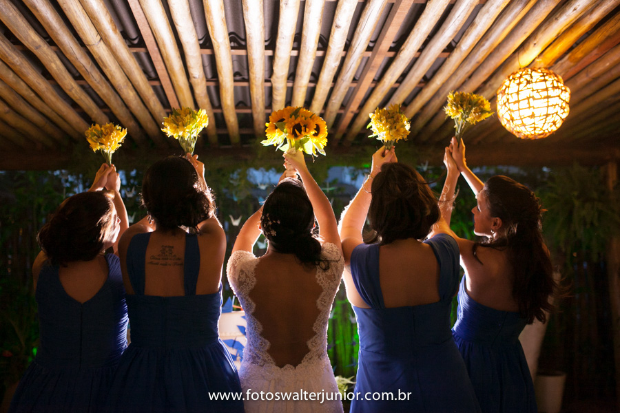 noivas com demioselis