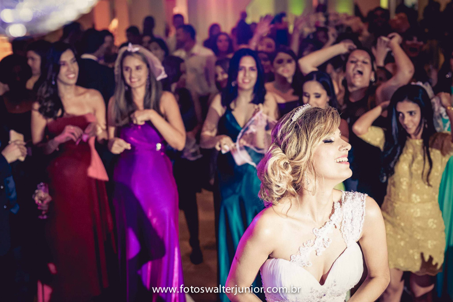 noiva com as solteiras