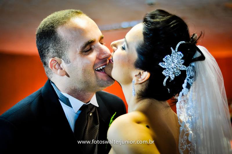os noivos toparam fazer as fotos pousadas , fotografo de casamento em Salvador