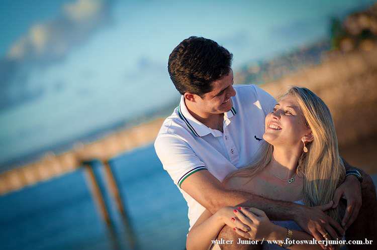 a troca de olhar entre o casal