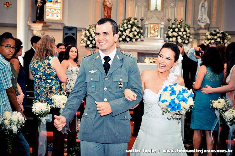 saida da noiva da igreja