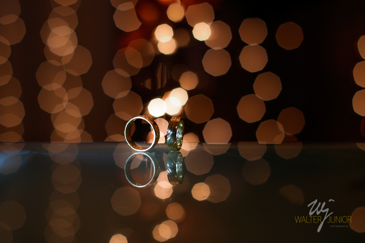 foto da alianças dos noivos