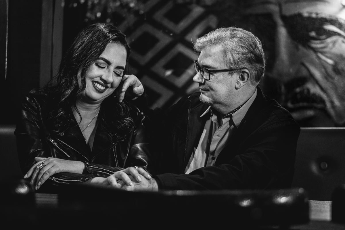 ENSAIO DE CASAL NO BAR EM SANTOS DELEONE