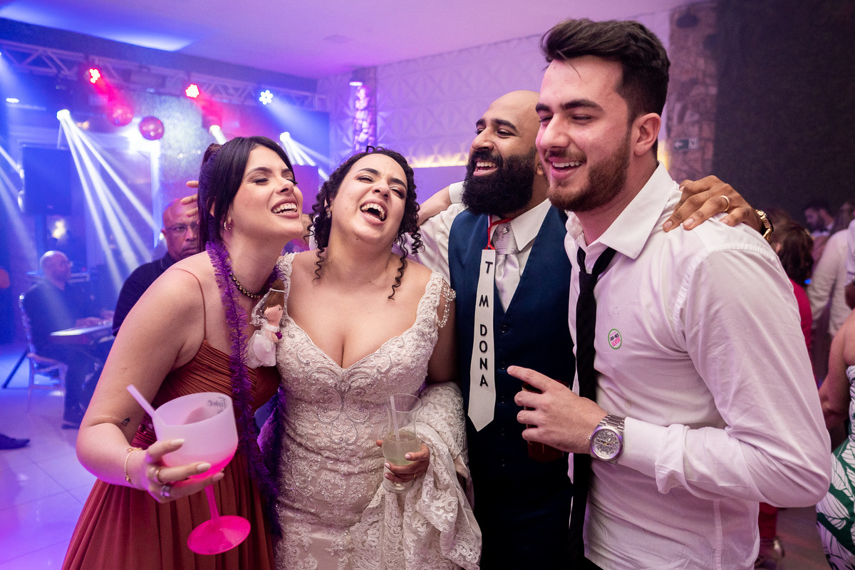 FESTA DE CASAMENTO NO BUFFET SAMPAIO