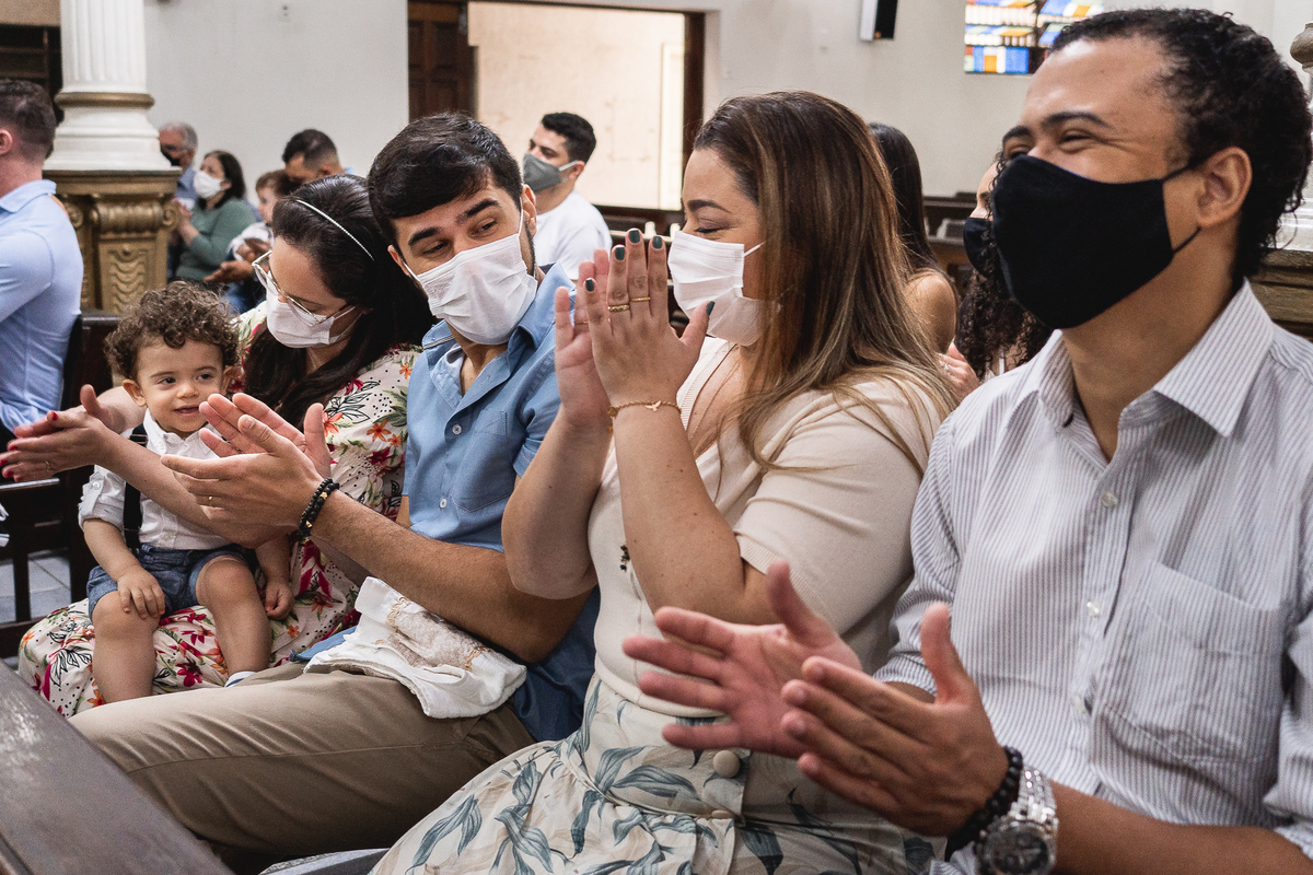 BATIZADO NA PANDEMIA NA IGREJA SANTA CRUZ