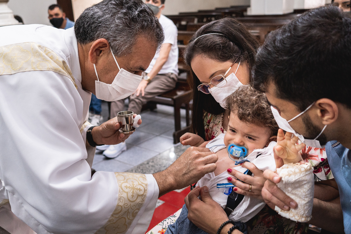 BATIZADO NA PANDEMIA NA IGREJA SANTA CRUZ