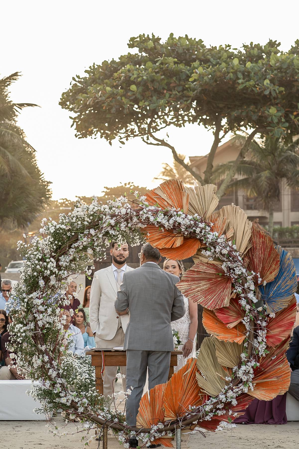 CASAMENTO NA PÉ NA AREIA NA CASA CANOA (GUARUJÁ-SP)