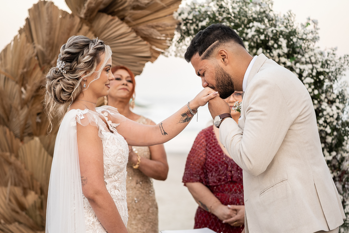 CASAMENTO NA PÉ NA AREIA NA CASA CANOA (GUARUJÁ-SP)