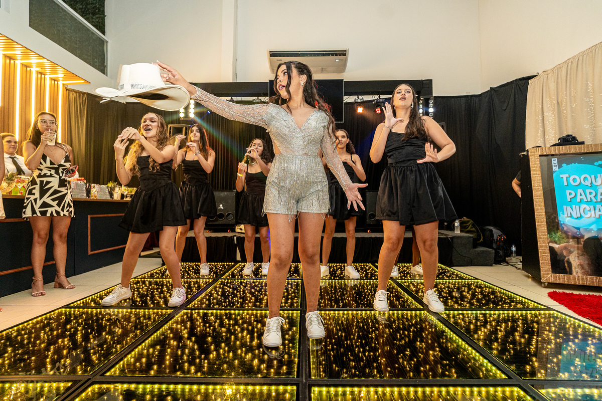 FESTA DE 15 ANOS NO CELEBRAR (SÃO VICENTE-SP)