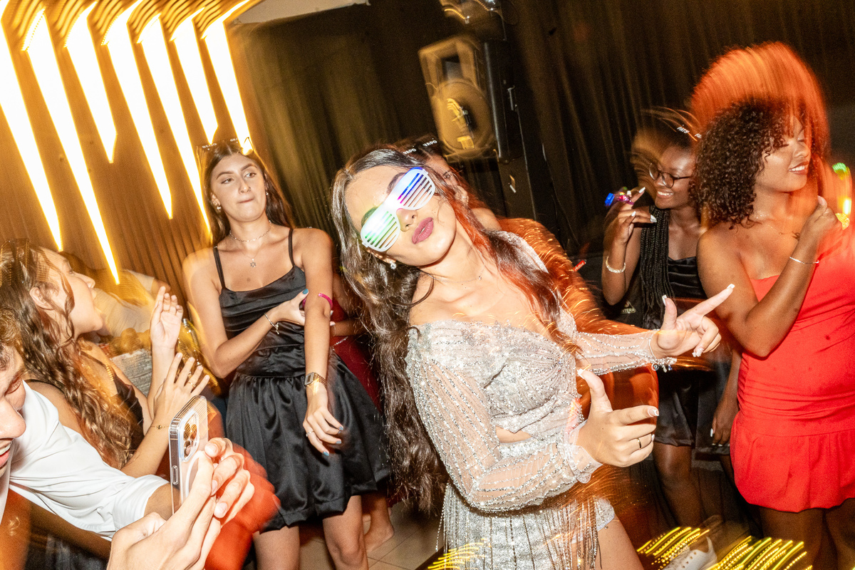 FESTA DE 15 ANOS NO CELEBRAR (SÃO VICENTE-SP)