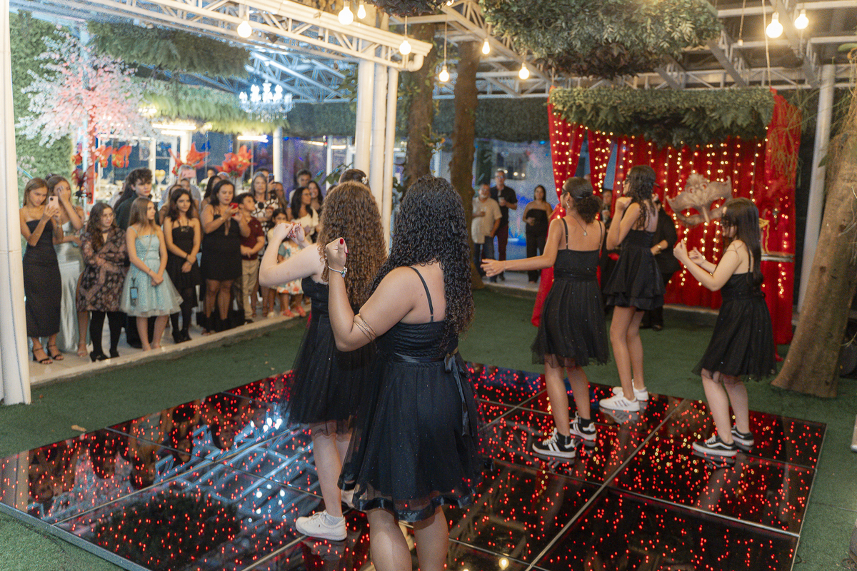 FESTA DE DEBUTANTE NO BUFFET BRUNELLI