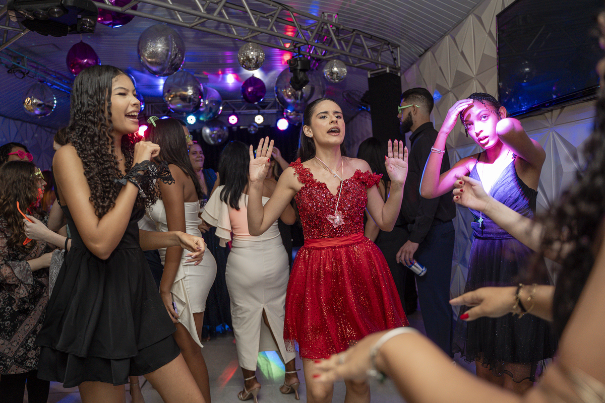 FESTA DE DEBUTANTE NO BUFFET BRUNELLI
