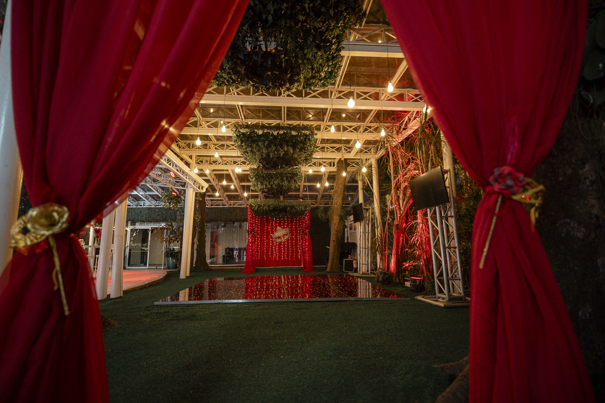 FESTA DE 15 ANOS NO BUFFET BRUNELLI