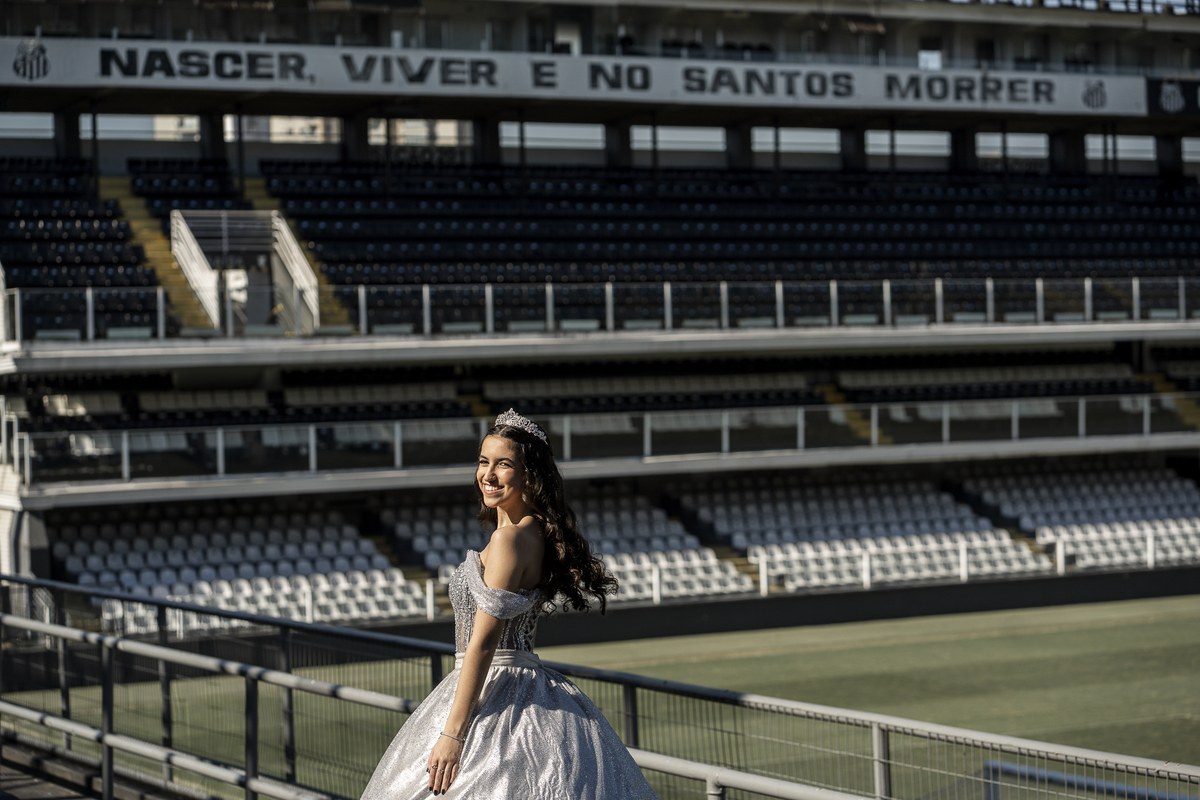 ENSAIO DE DEBUTANTE NA VILA BELMIRO - SP