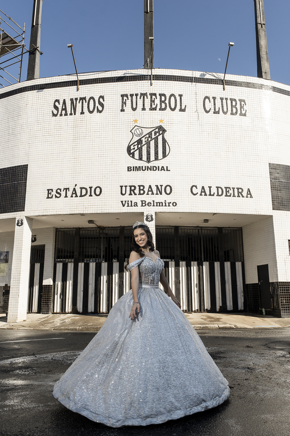 ENSAIO DE DEBUTANTE NA VILA BELMIRO - SP