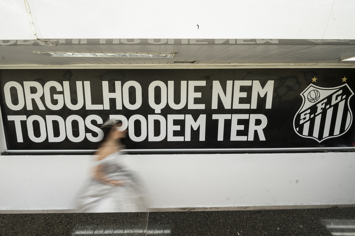 ENSAIO DE DEBUTANTE NA VILA BELMIRO - SP