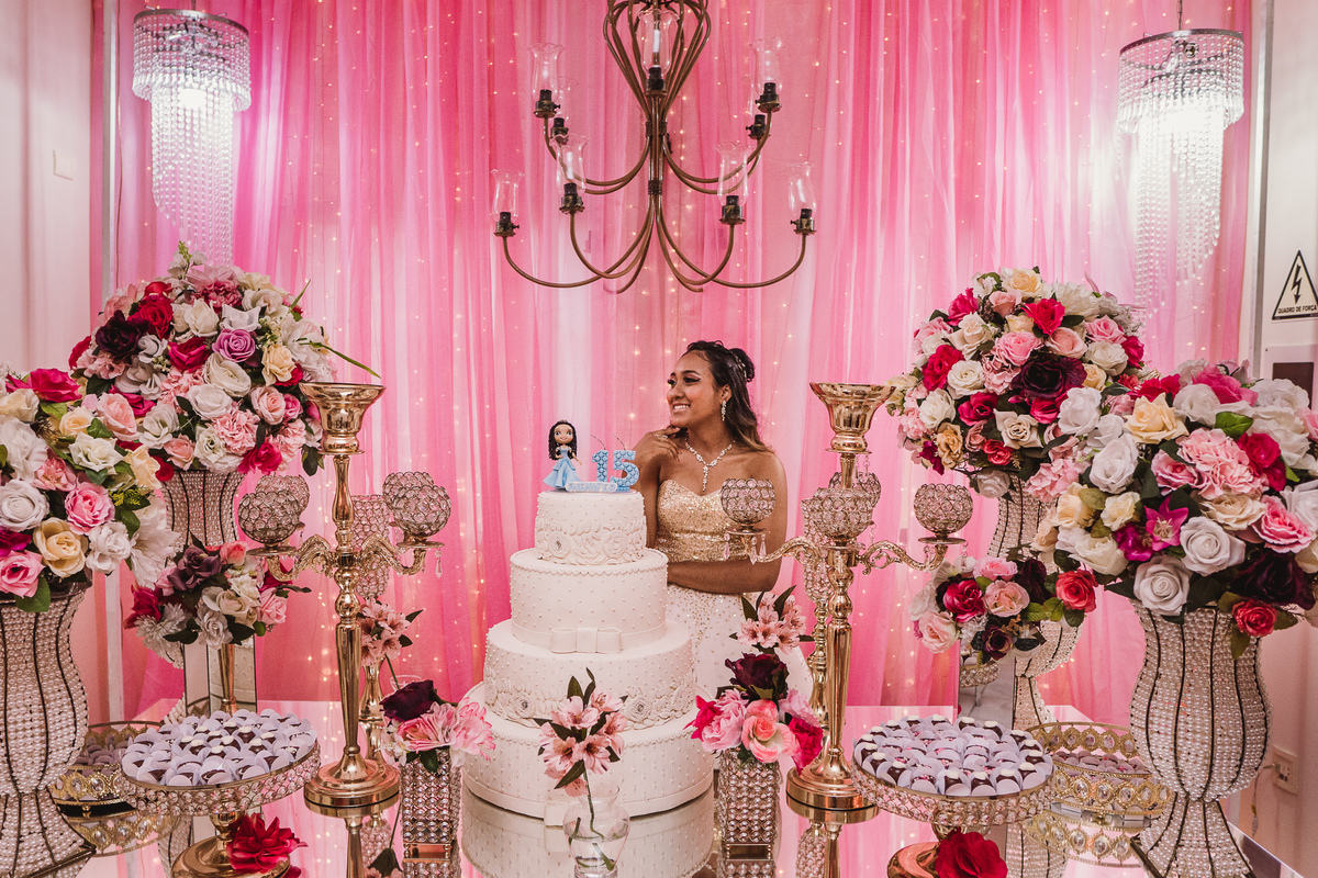 DECORAÇÃO DE 15 ANOS