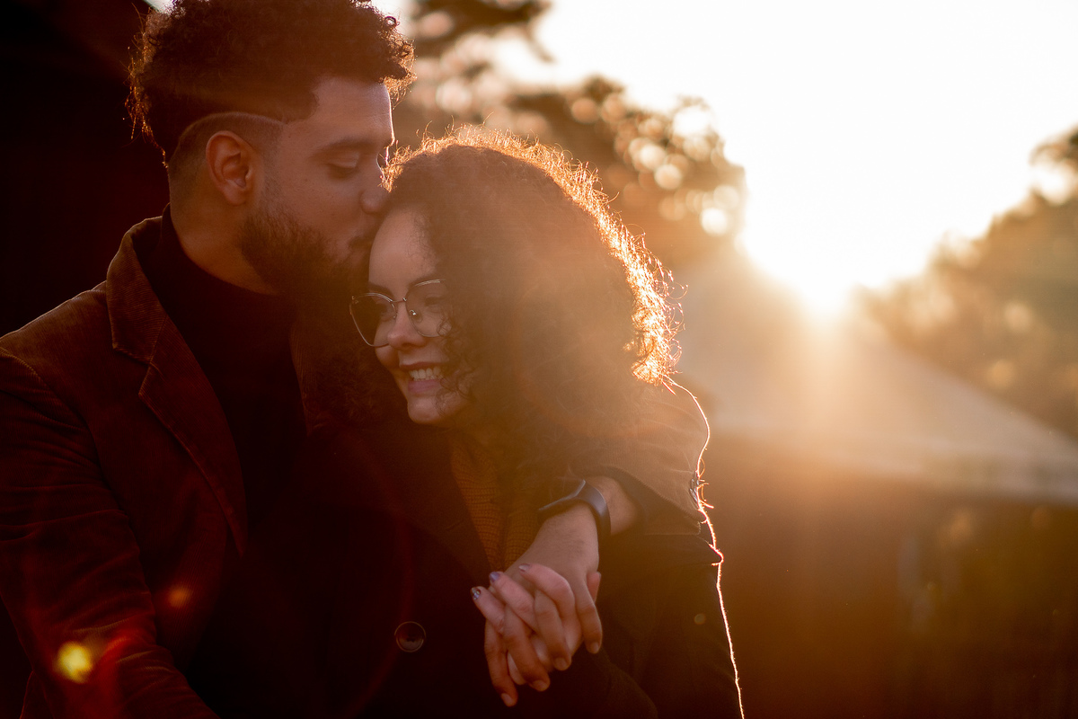 ensaio de casal com luz natural