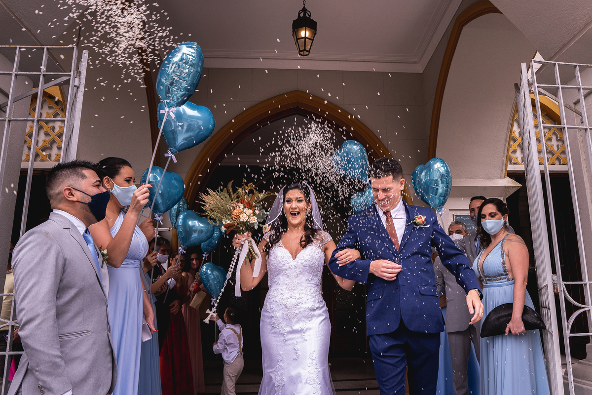 ideia para chuva de arroz no casamento