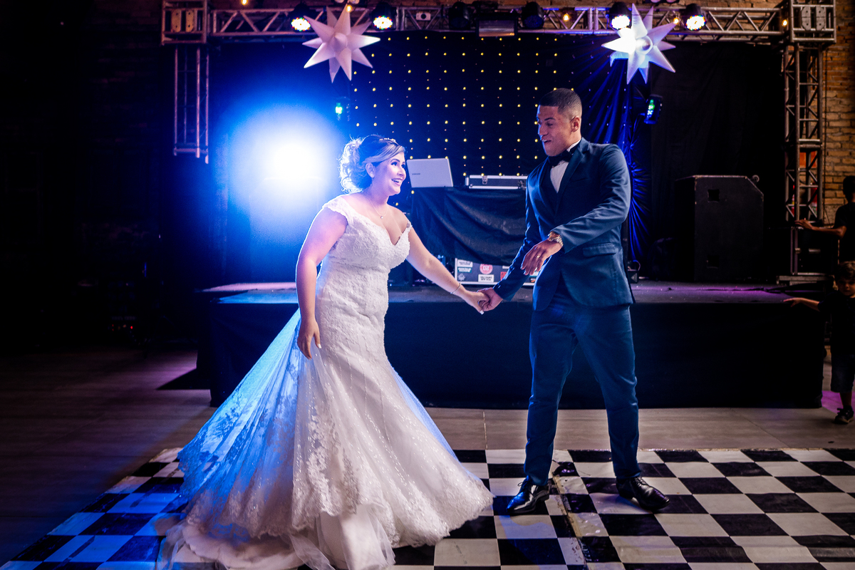 DANÇA DOS NOIVOS TREMENDÃO