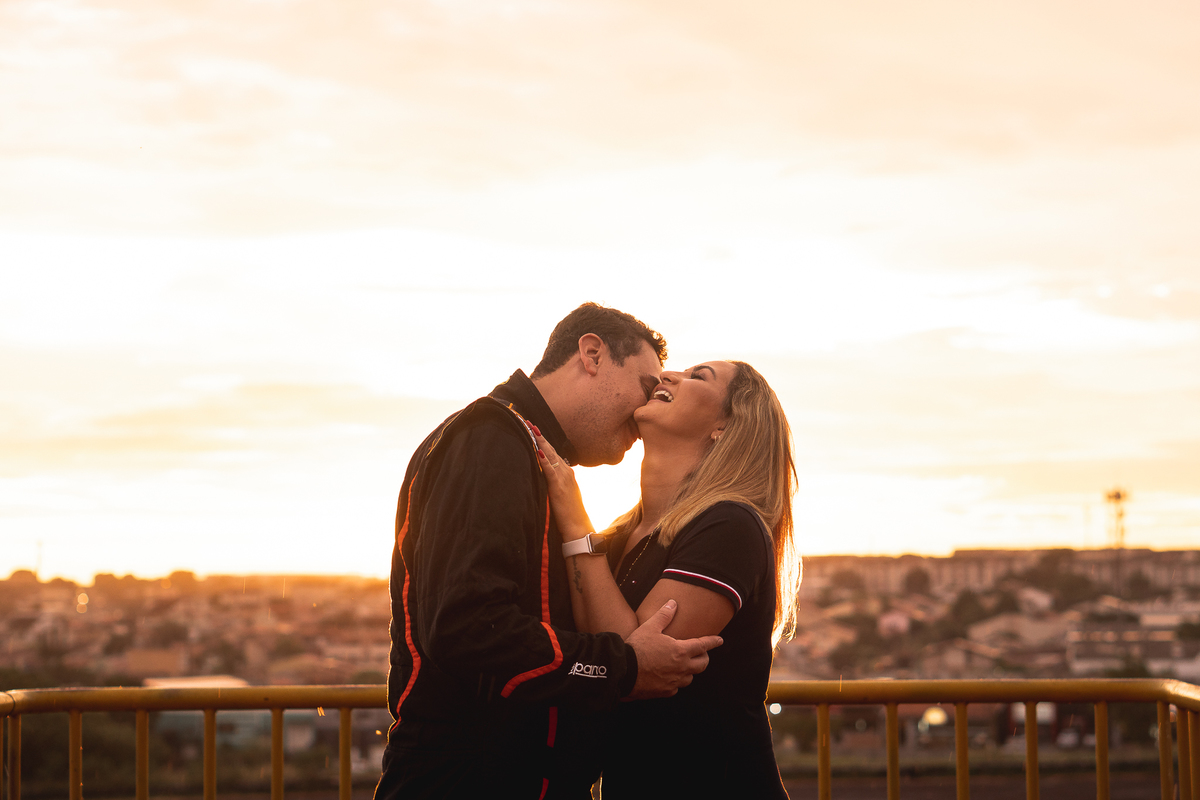 ideias para fotos de casal em cartodromo