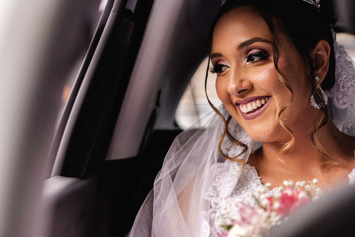 NOIVA NO CARRO