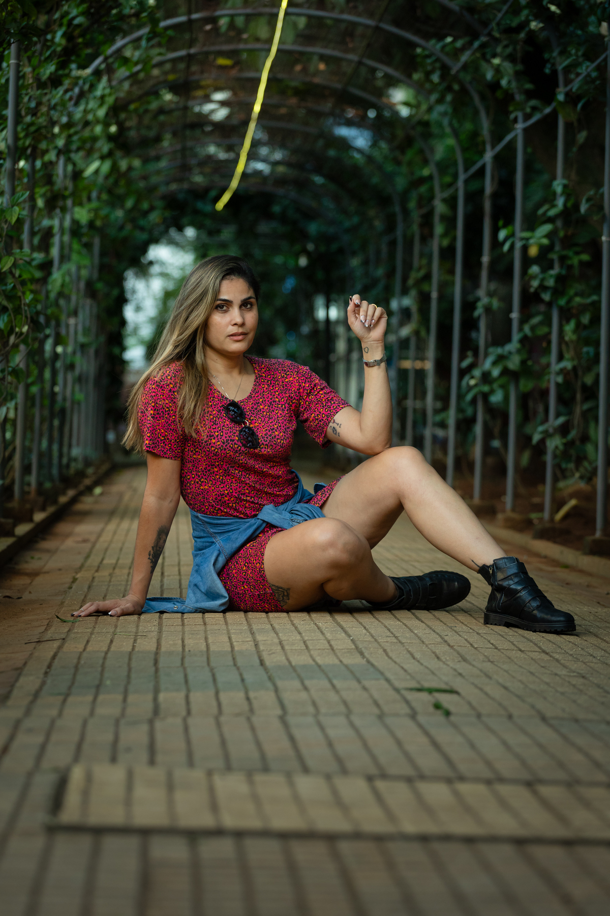 Ensaio fotografico externo na av paulista, casa das rosas, fotografo de mulher, Ensaio feminino, Ensaio externo, DAniel Moura Fotografo, Estudio fotografico, Clique a Dois,  Lara Torres e Daniel Moura