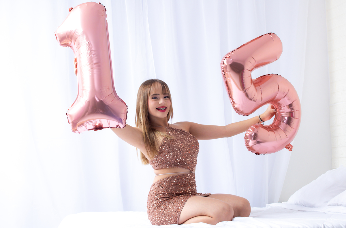 ensaio debutante, fotos debutante, ensaio fotográfico 15 anos, debutante em estúdio, debutante ao ar livre, ensaio externo, álbum fotográfico debutante, ensaio 15 anos.
