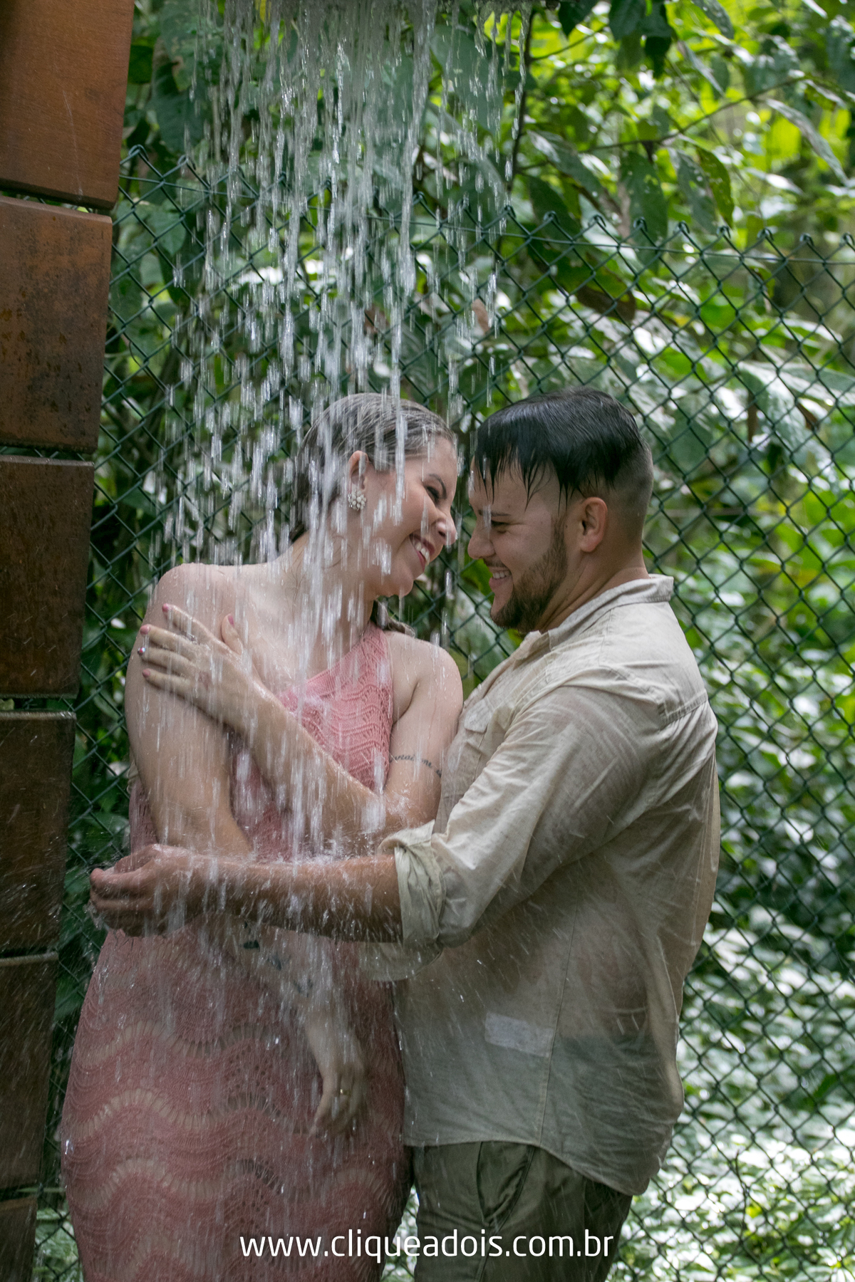 Ensaio de noivos, pre wedding Litoral Norte, Praia de Iporanga e Praia de São Pedro em Guarujá, Ensaio fotográfico na praia