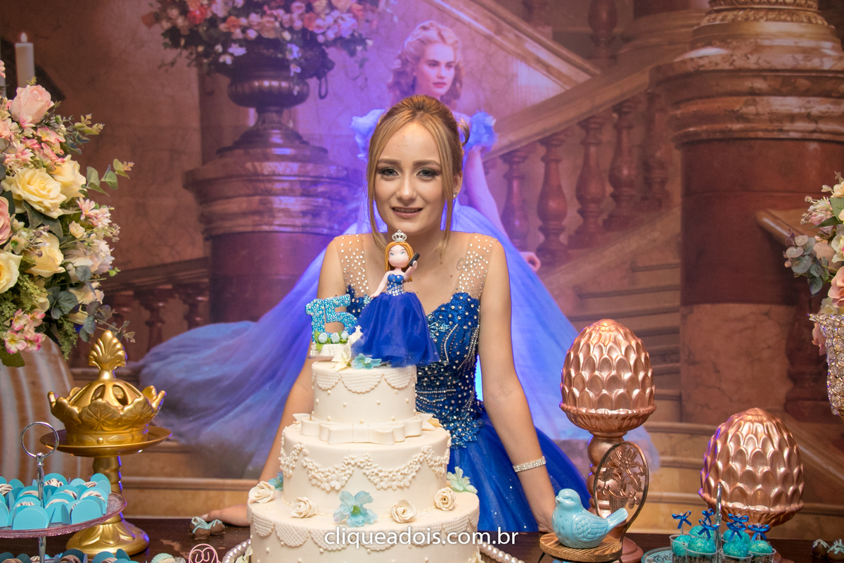 Festa de 15 anos, Vestido de princesa debutante