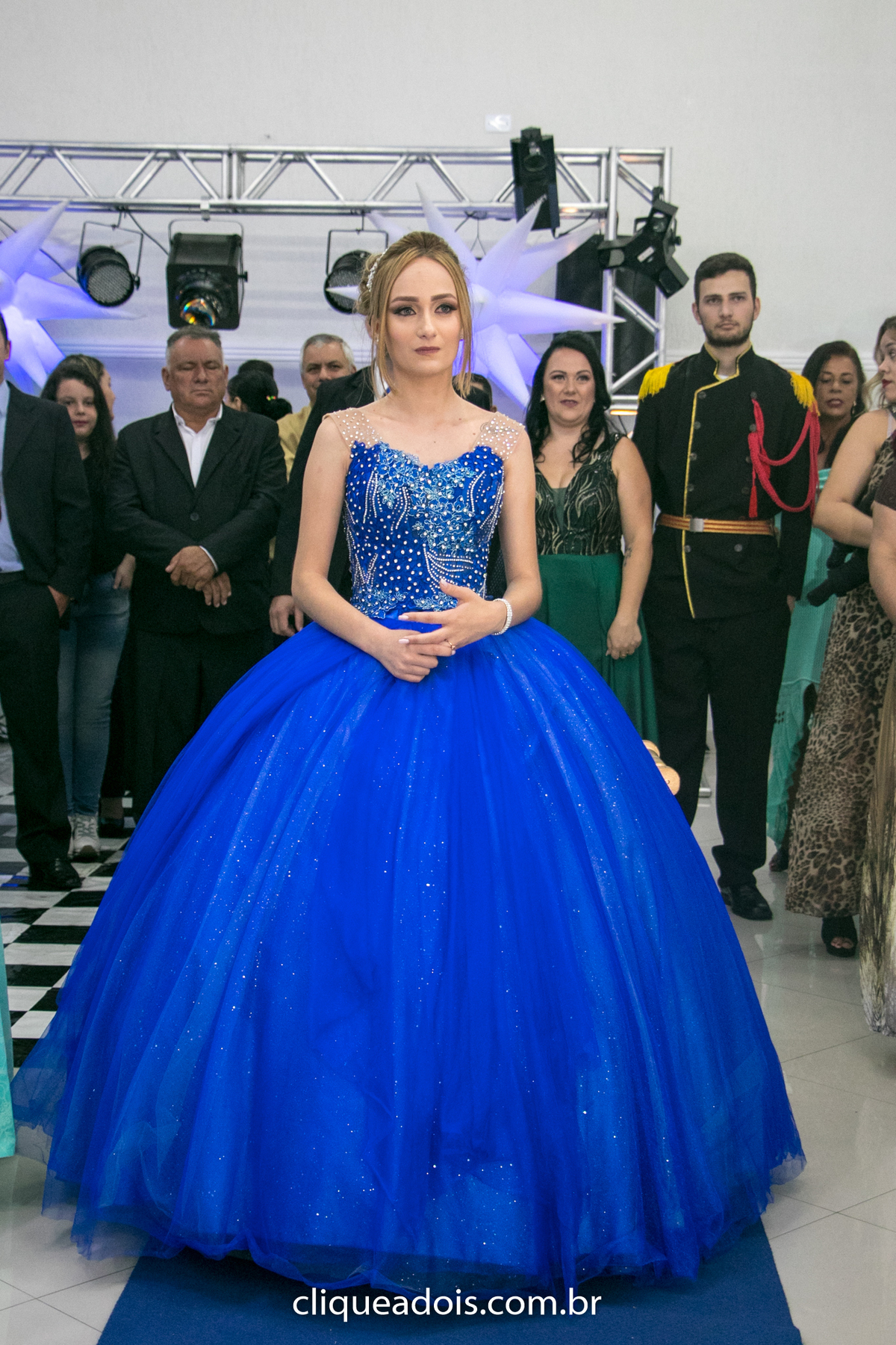 Vestido de luxo, Vestido de princesa

