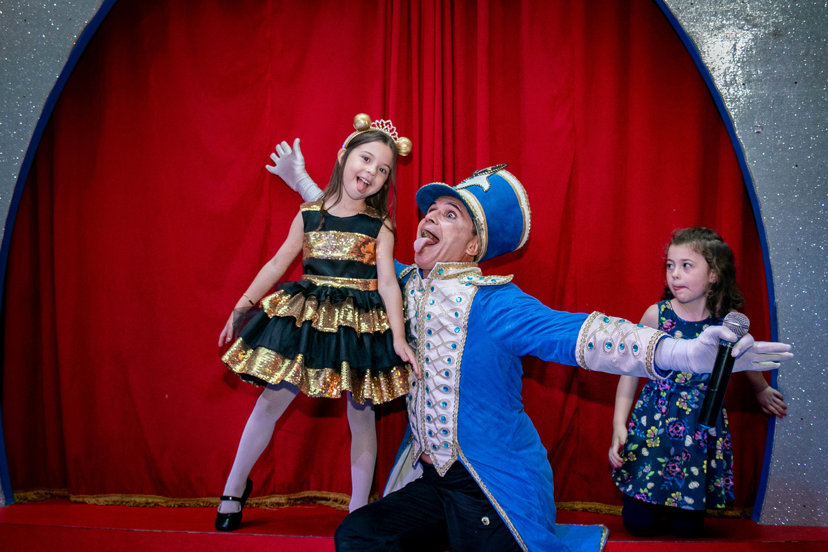 Festa infantil com o tema das bonecas LOL no salão de festas Casa X buffet infantil, que contou com os fotógrafos Daniel Moura e Patty Moura da Clique a Dois fotografia