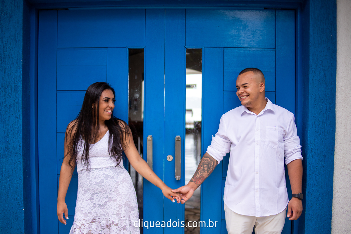 Ensaio fotográfico de Casal (Namorados) realizado na Praia de Juquehy no litoral norte de São Paulo, Daniel Moura e Patty Moura, fotografia de casamento, melhor praia para fotografar