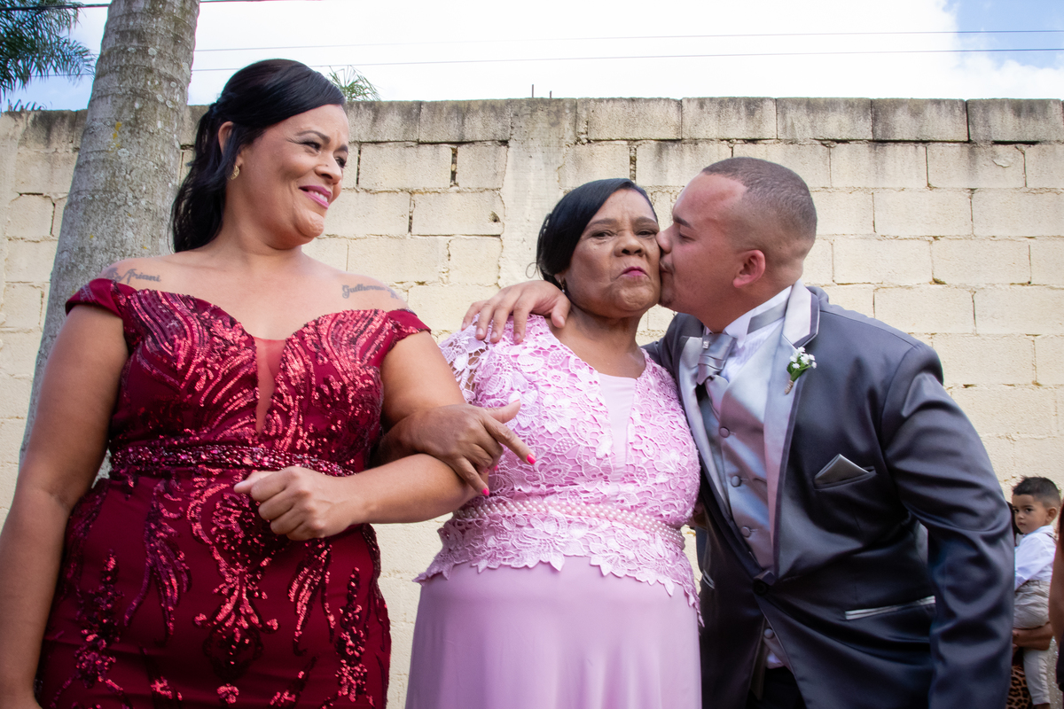 Casamento econômico, na cidade de Poá São Paulo, fotografo de casamento Daniel Moura e Patty Moura da Clique a Dois fotografia, decoração rustica 