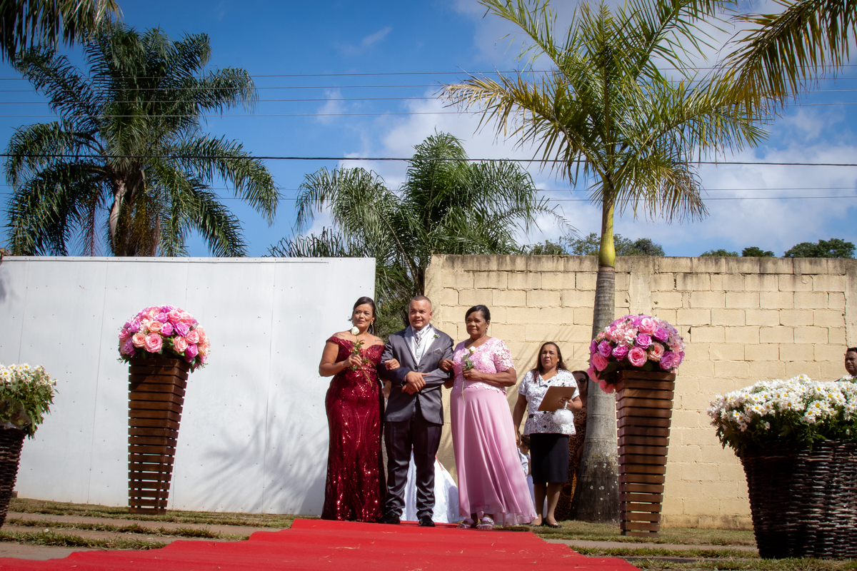 Casamento econômico, na cidade de Poá São Paulo, fotografo de casamento Daniel Moura e Patty Moura da Clique a Dois fotografia, decoração rustica 