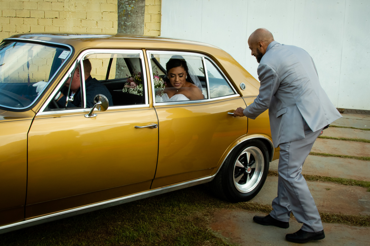 Casamento econômico, na cidade de Poá São Paulo, fotografo de casamento Daniel Moura e Patty Moura da Clique a Dois fotografia, decoração rustica, Noiva de Opala