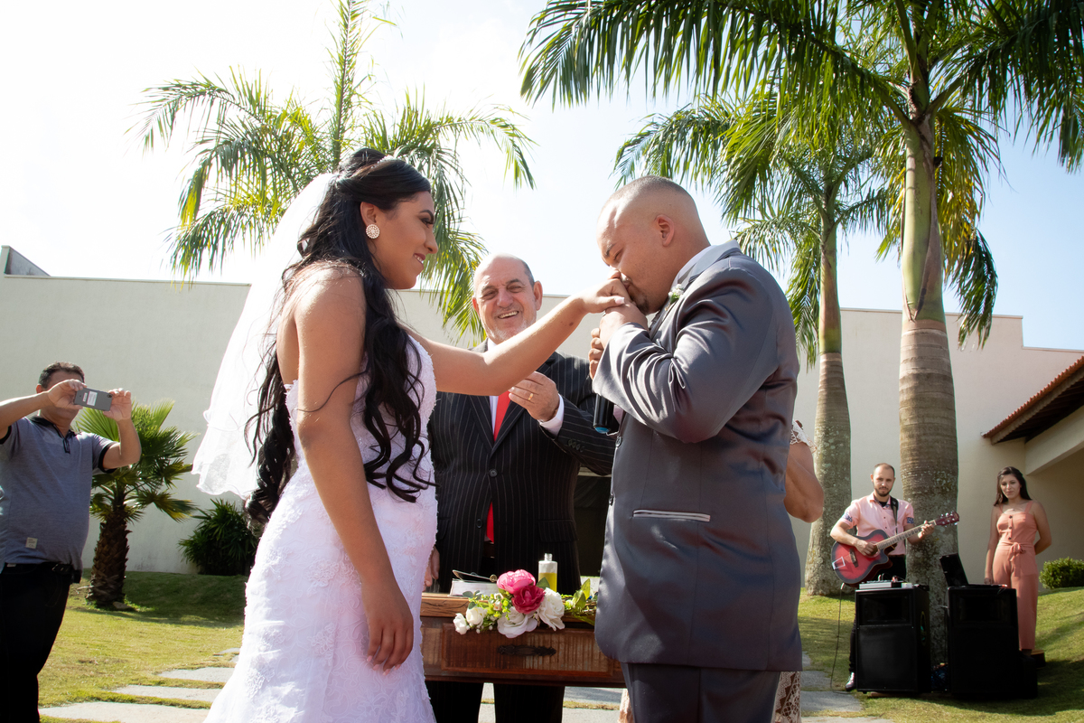 Casamento econômico, na cidade de Poá São Paulo, fotografo de casamento Daniel Moura e Patty Moura da Clique a Dois fotografia, decoração rustica, Noiva de Opala