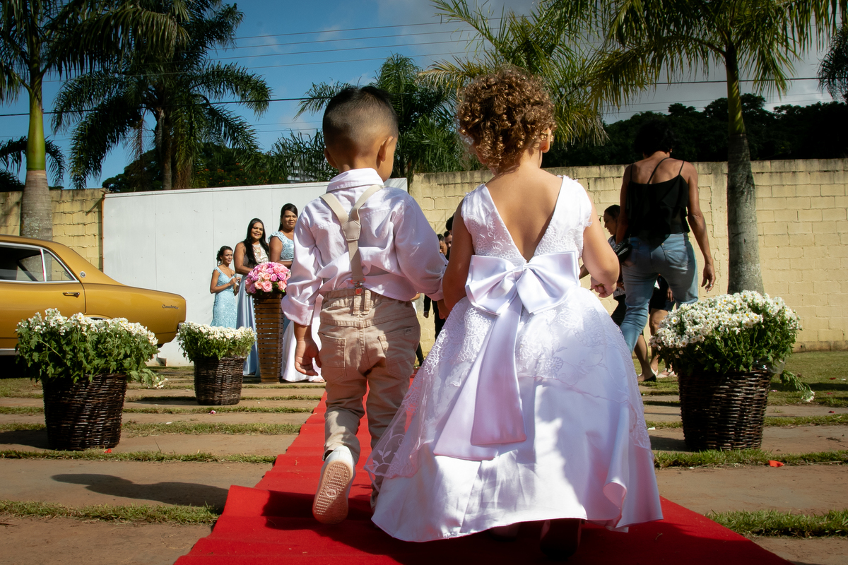 Casamento econômico, na cidade de Poá São Paulo, fotografo de casamento Daniel Moura e Patty Moura da Clique a Dois fotografia, decoração rustica, Noiva de Opala